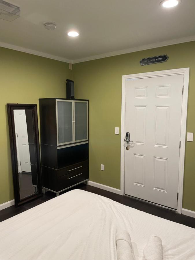 Private Standalone Room W/ Tv, Wifi & Ac In Carson Luaran gambar