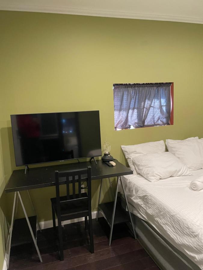 Private Standalone Room W/ Tv, Wifi & Ac In Carson Luaran gambar