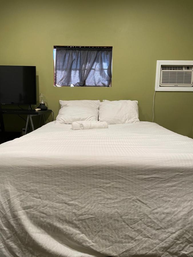 Private Standalone Room W/ Tv, Wifi & Ac In Carson Luaran gambar