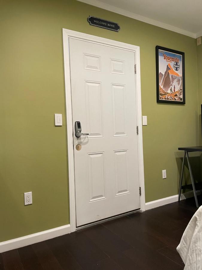 Private Standalone Room W/ Tv, Wifi & Ac In Carson Luaran gambar