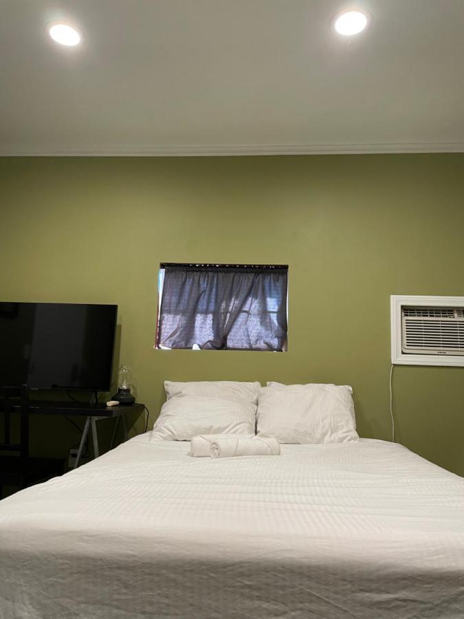 Private Standalone Room W/ Tv, Wifi & Ac In Carson Luaran gambar